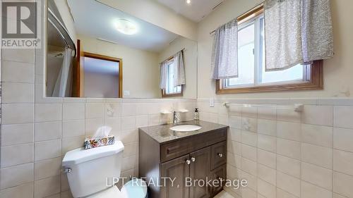 3431 Dorcas Street, Mississauga, ON - Indoor Photo Showing Bathroom
