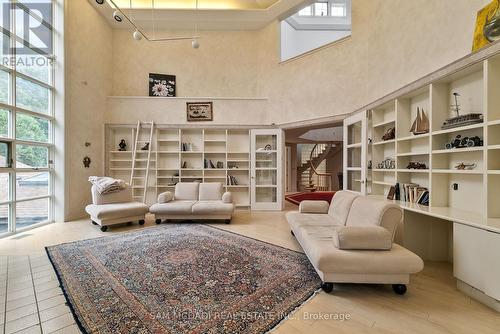 9 Flaherty Lane, Caledon, ON - Indoor