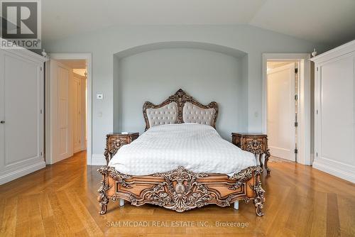 9 Flaherty Lane, Caledon, ON - Indoor Photo Showing Bedroom