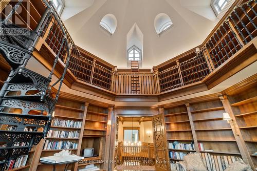 9 Flaherty Lane, Caledon, ON - Indoor