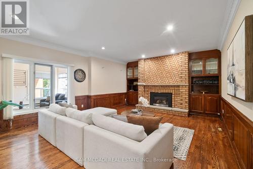 2339 Glengarry Road, Mississauga, ON - Indoor Photo Showing Living Room With Fireplace