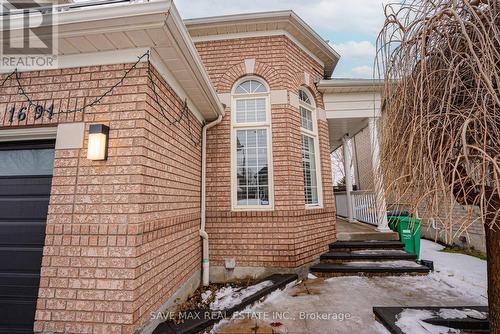 1691 Samuelson Circle, Mississauga, ON - Outdoor