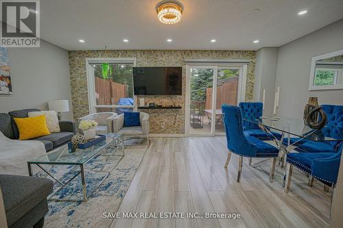 92 Highland Crescent, Kitchener, ON - Indoor Photo Showing Other Room