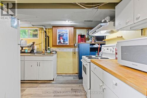 51 High Street, Waterloo, ON - Indoor Photo Showing Kitchen With Double Sink