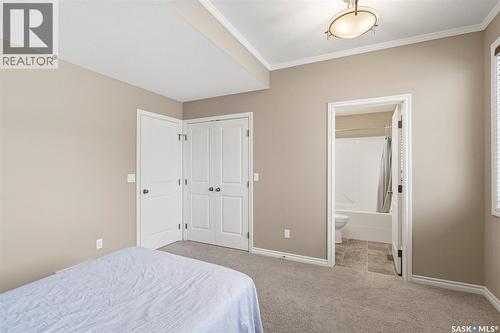 402 110 Willowgrove Crescent, Saskatoon, SK - Indoor Photo Showing Bedroom