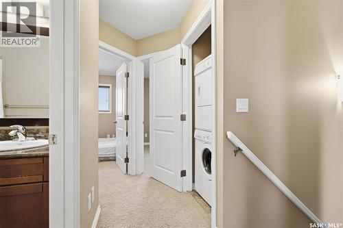 402 110 Willowgrove Crescent, Saskatoon, SK - Indoor