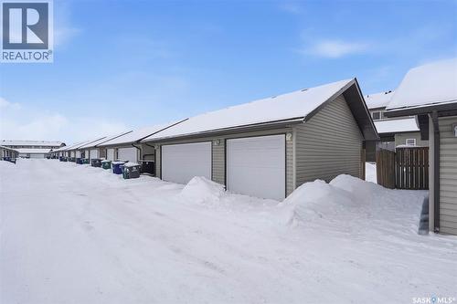 402 110 Willowgrove Crescent, Saskatoon, SK - Outdoor With Exterior