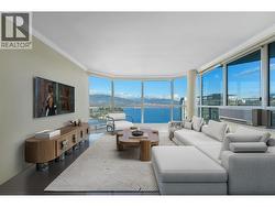 2303 1415 W GEORGIA STREET  Vancouver, BC V6G 3C8