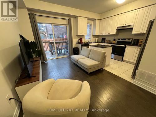 3969 Leonardo Street, Burlington, ON - Indoor