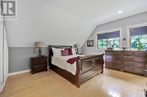 28 Big Tree Circle, Mulmur, ON - Indoor Photo Showing Bedroom