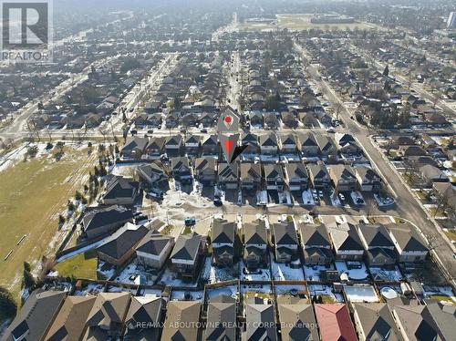 28 Kathleen Court, Hamilton, ON - Outdoor With View