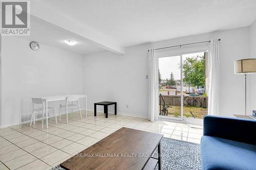 Patio Door Walk Out - 81 - 2772 Pimlico Crescent, Ottawa, ON - Indoor