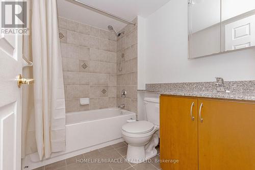 1403 - 4850 Glen Erin Drive, Mississauga, ON - Indoor Photo Showing Bathroom