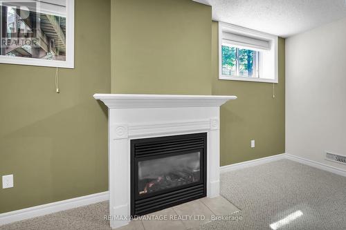 73 - 869 Whetherfield Street, London North (North M), ON - Indoor With Fireplace