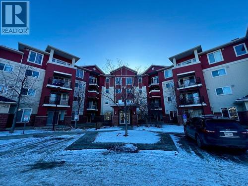 201, 162 Country Village Circle NE  Calgary, AB T3K 0E6