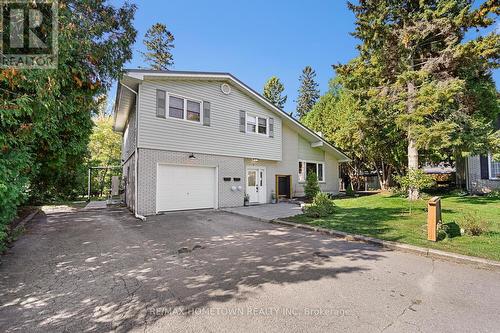 6 MAPLEWOOD CIRCLE  Brockville, ON K6V 1N4