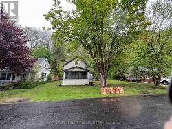 north lot line runs 15\" from house on north side - 