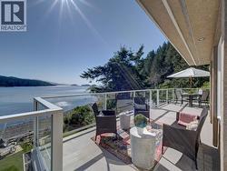 7659 REDROOFFS ROAD  Halfmoon Bay, BC V7Z 1C4