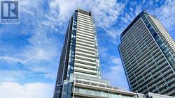 N825 - 7 GOLDEN LION HEIGHTS  Toronto, ON M2M 0C1