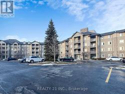 123 - 684 WARDEN AVENUE  Toronto, ON M1L 4W4