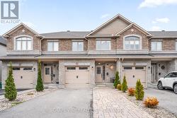 568 VOIE DU PIN ROUGE WAY  Ottawa, ON K1W 0C4