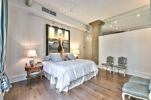 Chambre à coucher principale - 501-502-454 Rue De La Gauchetière O., Montréal (Ville-Marie), QC - Indoor Photo Showing Bedroom