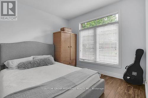6 - 398 Old Riverside Drive, London North (North N), ON - Indoor Photo Showing Bedroom