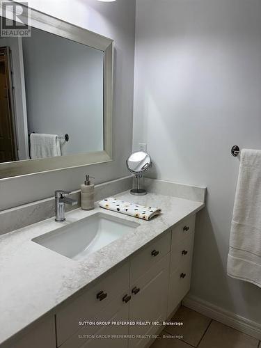 6 - 398 Old Riverside Drive, London North (North N), ON - Indoor Photo Showing Bathroom