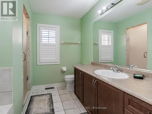 27 Windyton Avenue, Markham, ON - Indoor Photo Showing Bathroom