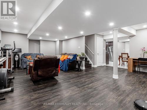 27 Windyton Avenue, Markham, ON - Indoor
