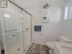 En-suite bathroom - 
