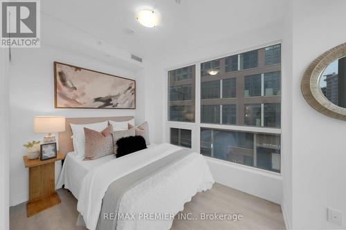 332 - 15 Richardson Street, Toronto, ON - Indoor Photo Showing Bedroom