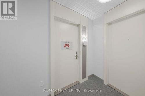 332 - 15 Richardson Street, Toronto, ON - Indoor Photo Showing Other Room