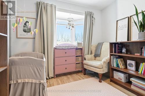 3RD BEDROOM W/BAY WINDOW - 480 Wincanton Drive, Ottawa, ON - Indoor