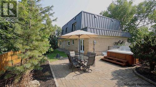 4240 Dunvegan Road, Burlington, ON - Outdoor With Deck Patio Veranda