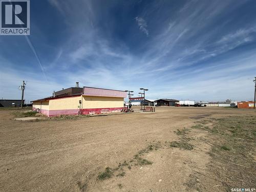 870 3Rd Avenue W, Shaunavon, SK 