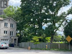 31 RODEO COURT  Toronto, ON M2M 4M3