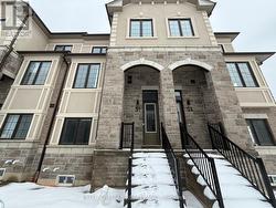 51 PEACE LANE  Richmond Hill, ON L4B 0J4