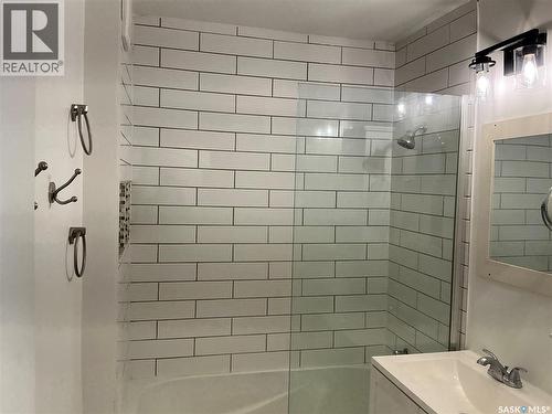 2309 Herman Avenue, Saskatoon, SK - Indoor Photo Showing Bathroom
