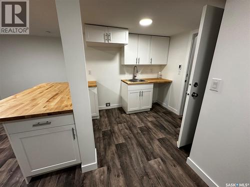 2309 Herman Avenue, Saskatoon, SK - Indoor