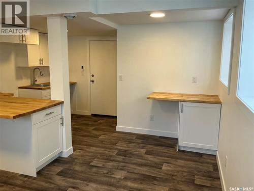 2309 Herman Avenue, Saskatoon, SK - Indoor