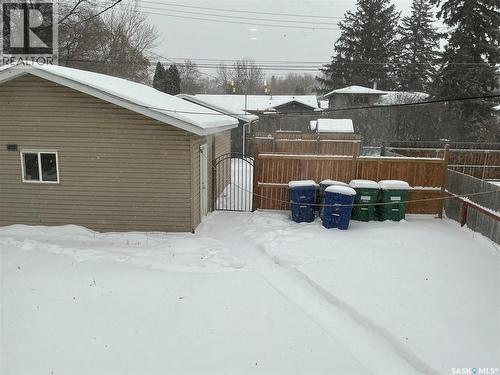 2309 Herman Avenue, Saskatoon, SK - Outdoor