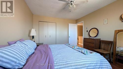 60 - 60 Lila Road, Owen Sound, ON - Indoor Photo Showing Bedroom