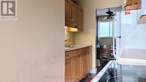 60 - 60 Lila Road, Owen Sound, ON - Indoor Photo Showing Kitchen With Double Sink