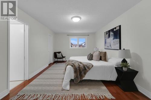 5487 Cosmic Crescent, Mississauga, ON - Indoor Photo Showing Bedroom