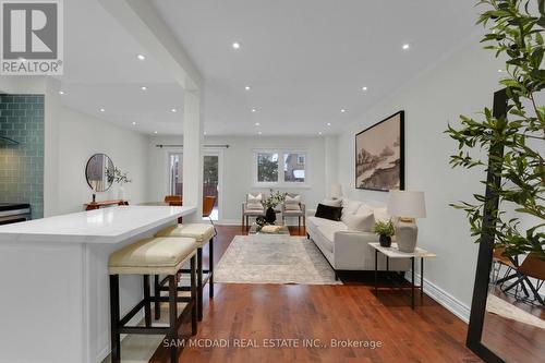 5487 Cosmic Crescent, Mississauga, ON - Indoor