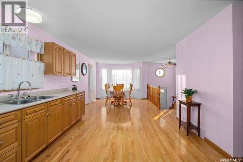 342 Bernard Bay, Prince Albert, SK - Indoor Photo Showing Kitchen With Double Sink