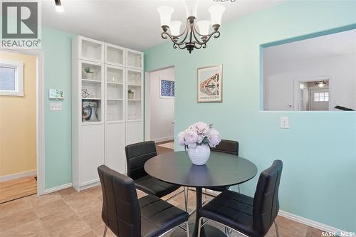 201 28Th Street W, Saskatoon, SK - Indoor Photo Showing Dining Room