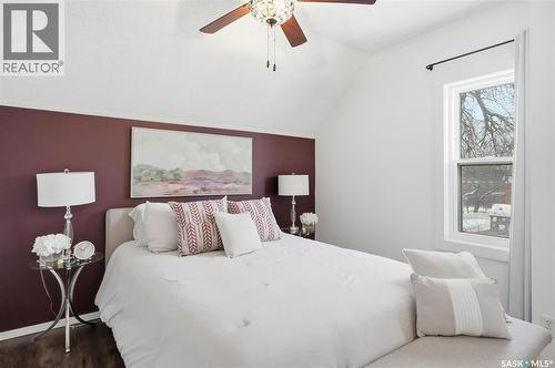 201 28Th Street W, Saskatoon, SK - Indoor Photo Showing Bedroom