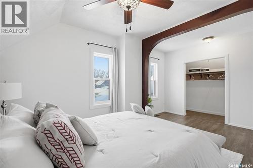 201 28Th Street W, Saskatoon, SK - Indoor Photo Showing Bedroom